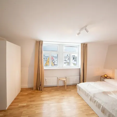 Apartament Sweethome - Super Zentral, Geraeumig Und Modern Halle (Saale)